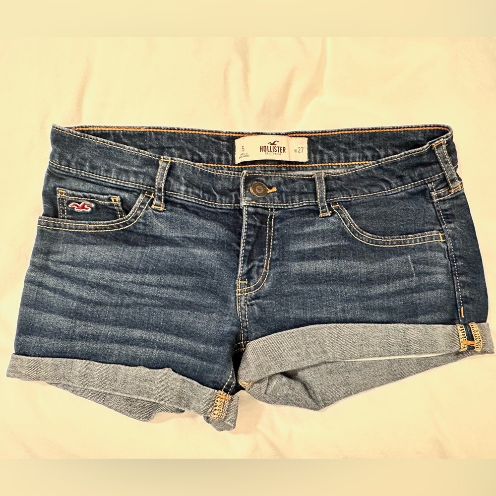 Women’s Low Rise Jean Shorts by HOLLISTER - Size 5 or 27 w